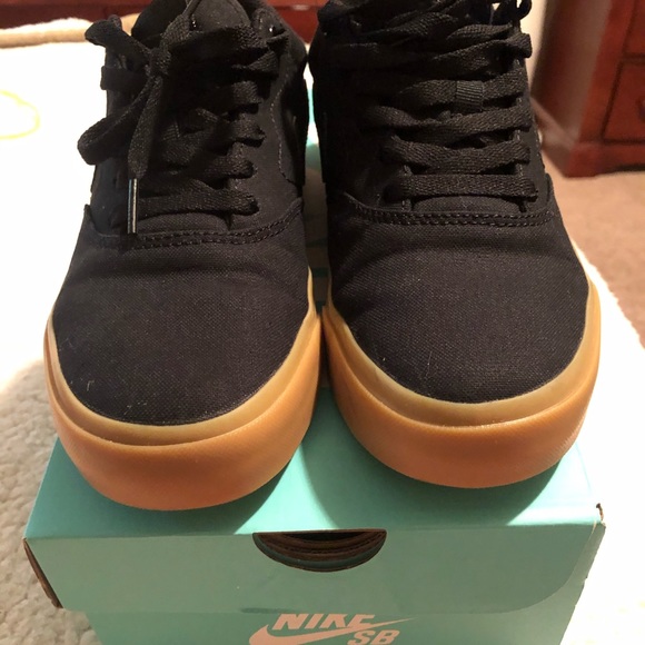 nike sb charge cnvs